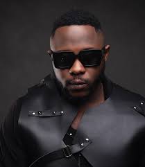 Medikal – Astalavista ft. Omar Sterling (Prod. by Unklebeatz)